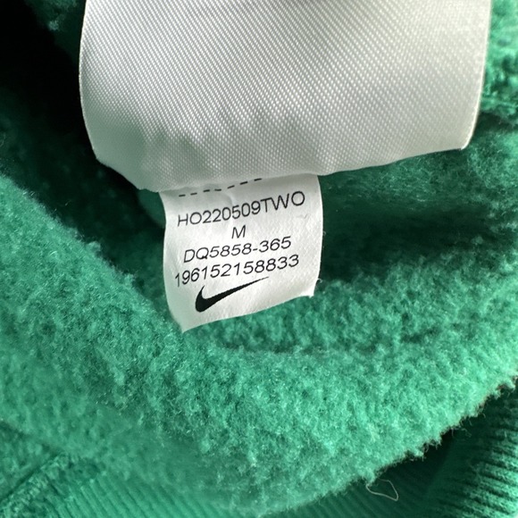 Nike Center Swoosh Phoenix Fleece Hoodie Women Medium Green Logo DQ5858-365 - Picture 4 of 16